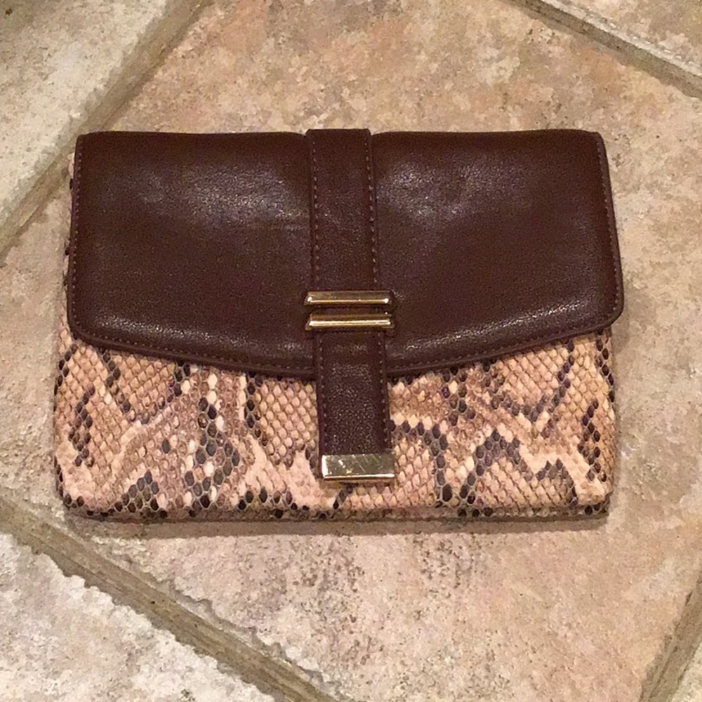 Super cute Olli clutch